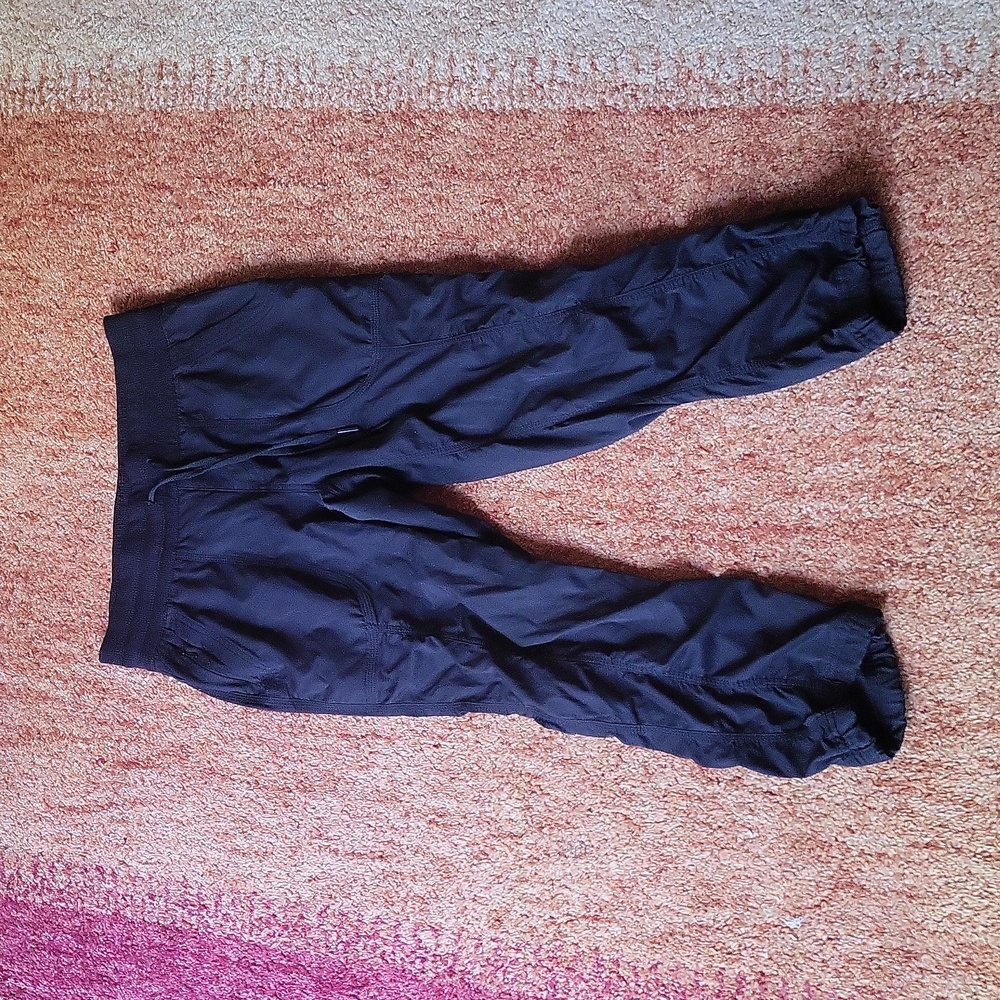The Northface Aphrodite Motion Capri Aviator Black Sz Small